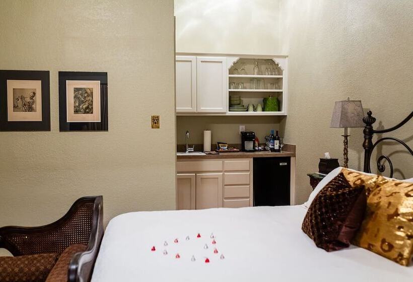 민박 Decatur Courthouse Suites