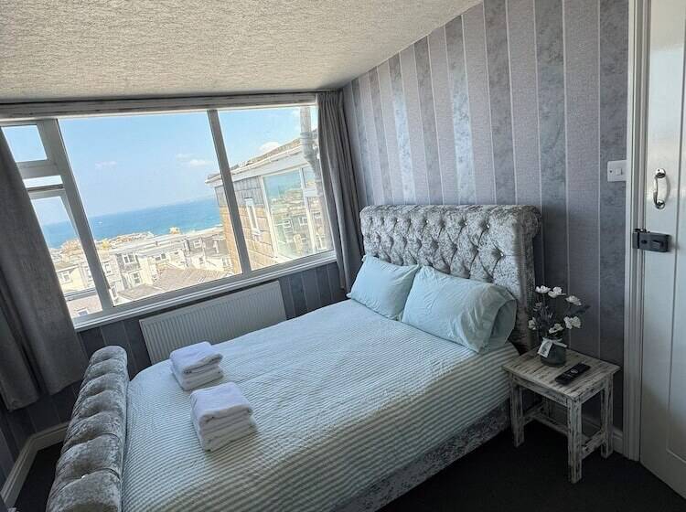 צימר Shore Lodge