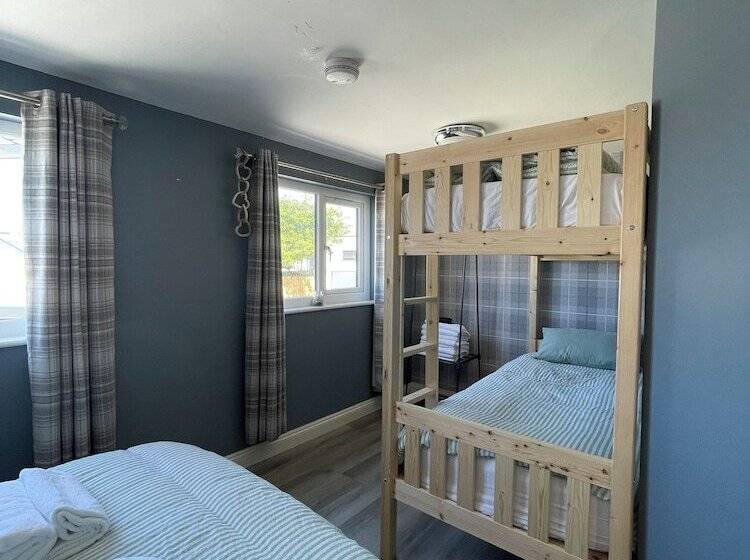 צימר Shore Lodge