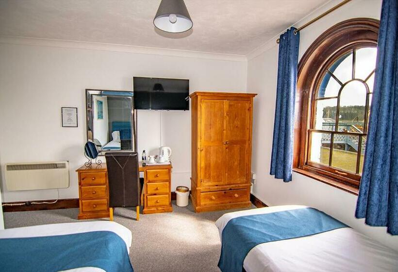 Bed and Breakfast The Station Guest House