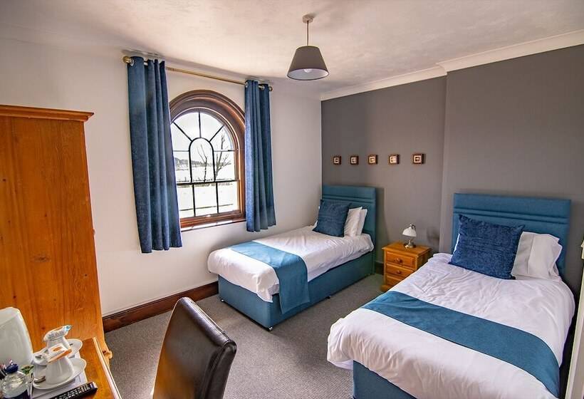 Bed and Breakfast The Station Guest House