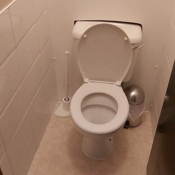 Bed and Breakfast Tudor Lodge  Redcar Beach