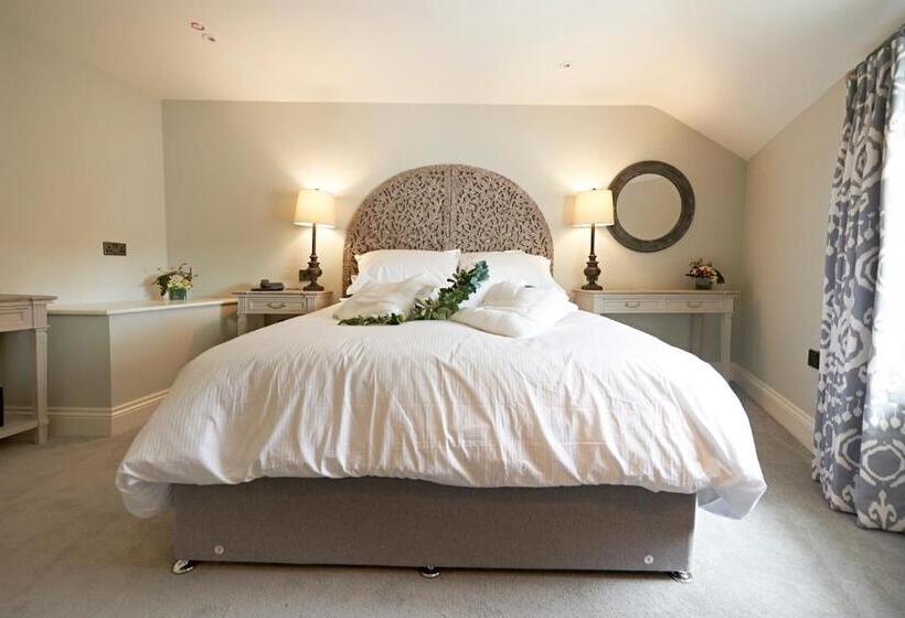 ベッドアンドブレックファースト Valentino S Restaurant With Rooms