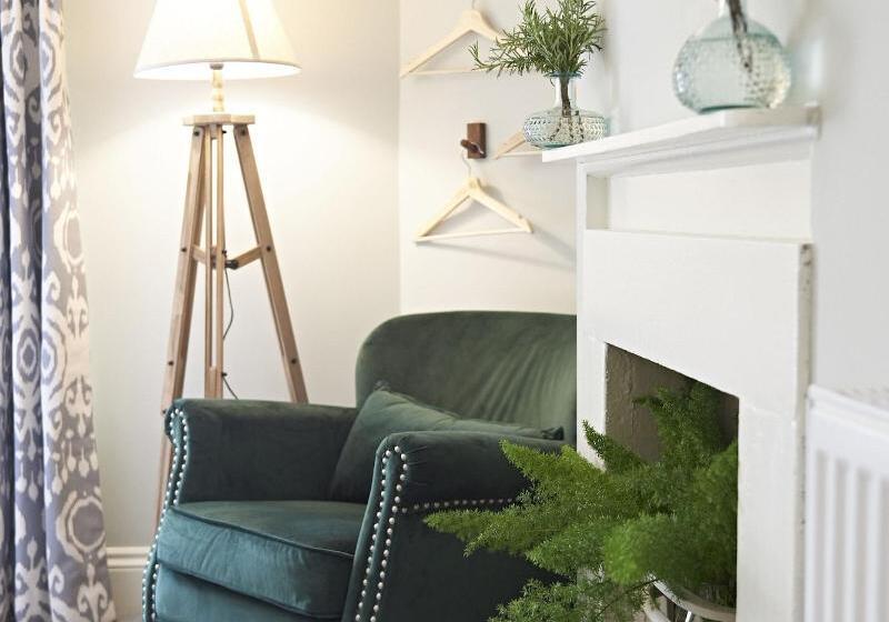 ベッドアンドブレックファースト Valentino S Restaurant With Rooms