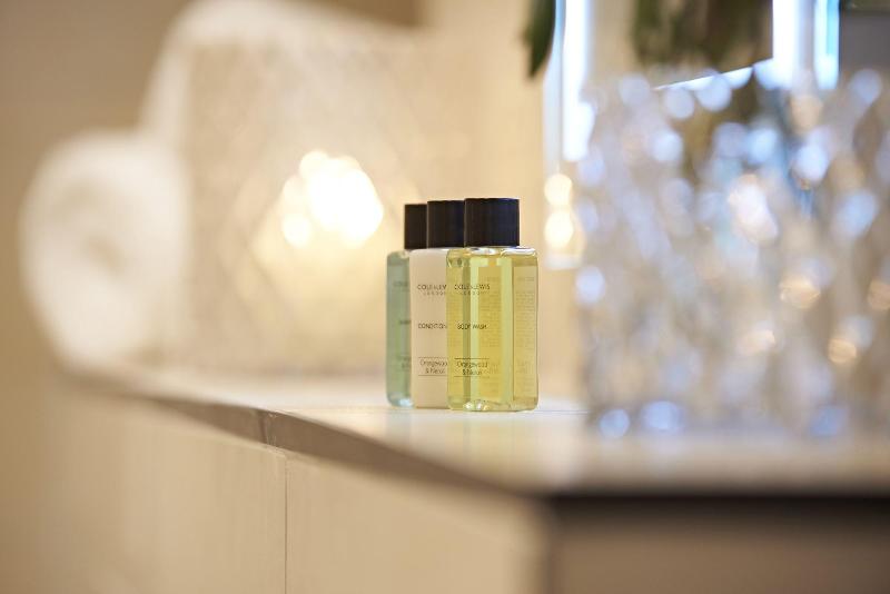 ベッドアンドブレックファースト Valentino S Restaurant With Rooms