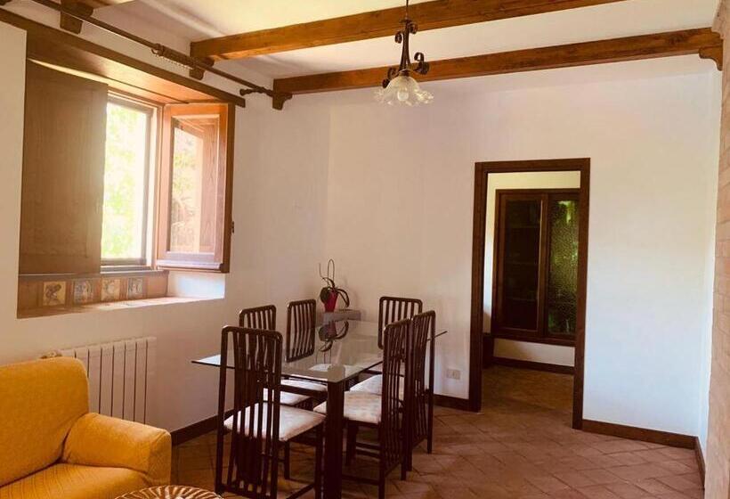 צימר Villa Le Gemelle Dell'alcantara