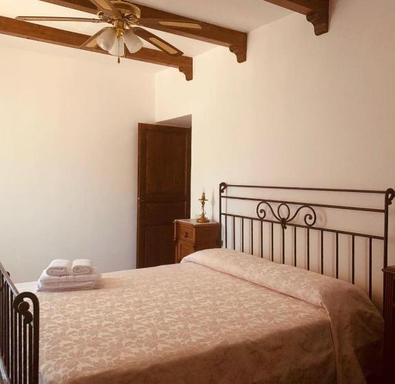 צימר Villa Le Gemelle Dell'alcantara