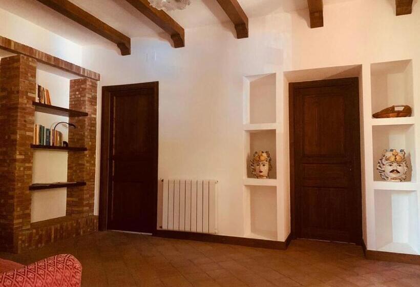 צימר Villa Le Gemelle Dell'alcantara