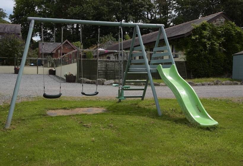 Cae Berllan Cottages