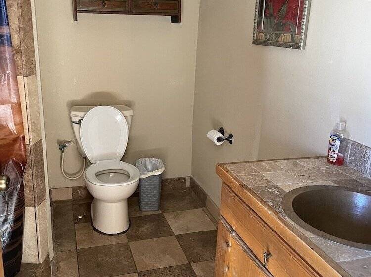 Cedarvale Cabins At Turner Falls