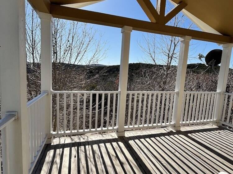 Cedarvale Cabins At Turner Falls