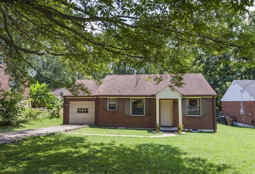 Charming Nashville Cottage 12 Min Downtown