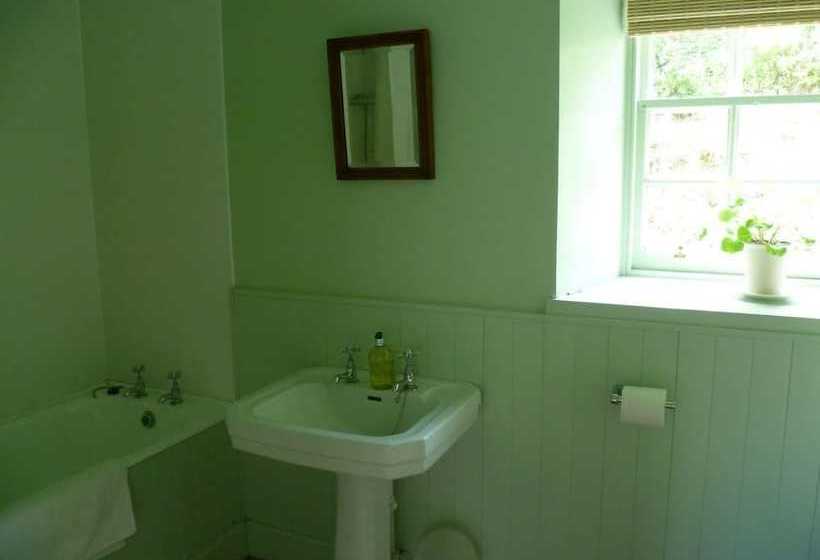 Charming Rural Cottage In Kippen, Stirlingshire