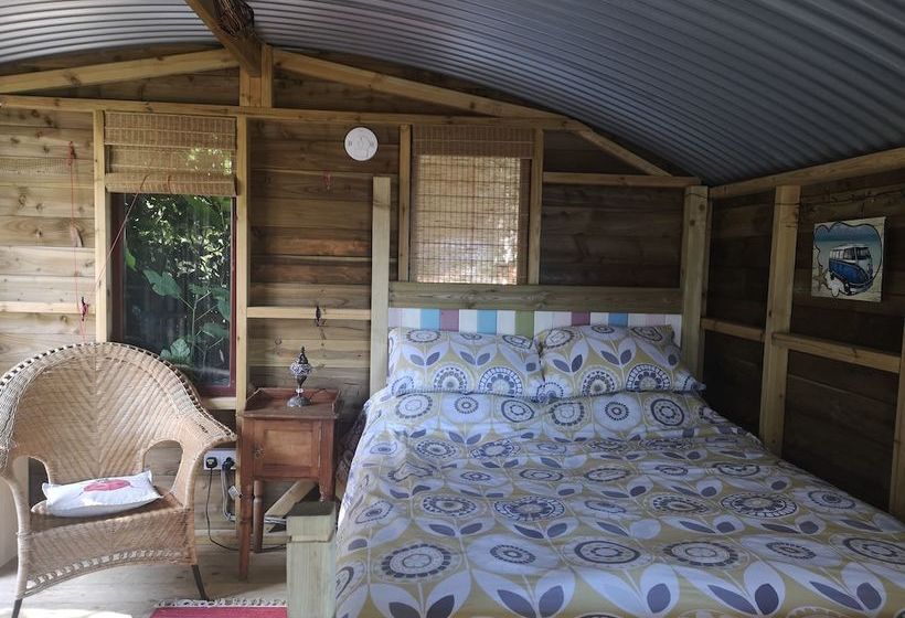 Cosy Cabin Near To Quiet Beach And Sw Coast Path