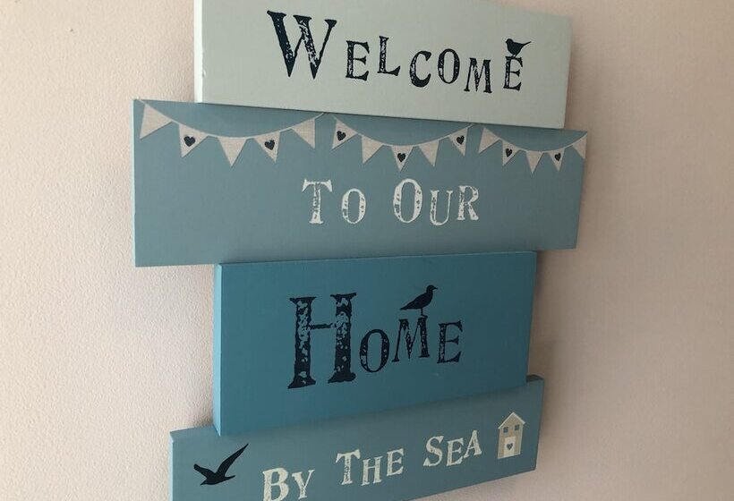 Cosy Cottage In Lytham St Annes   Close To Beach