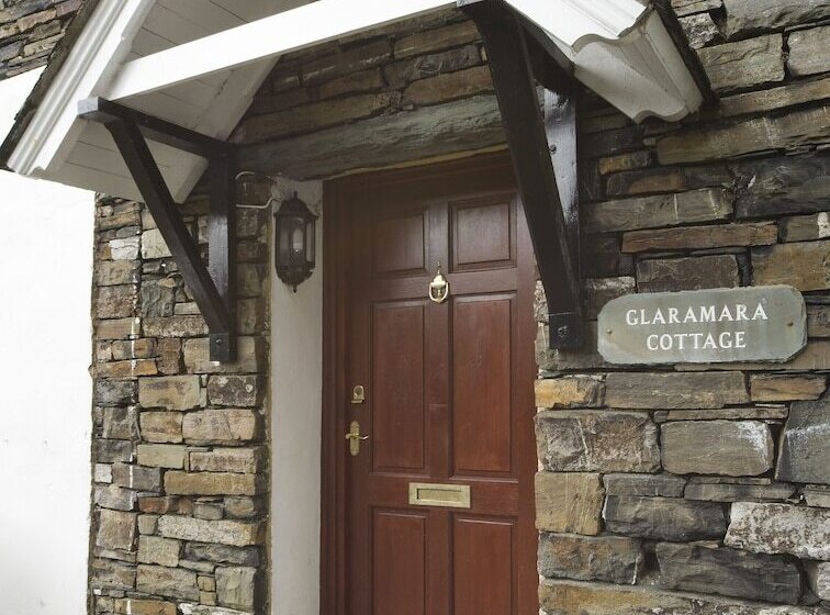 Derwent Manor Apartments