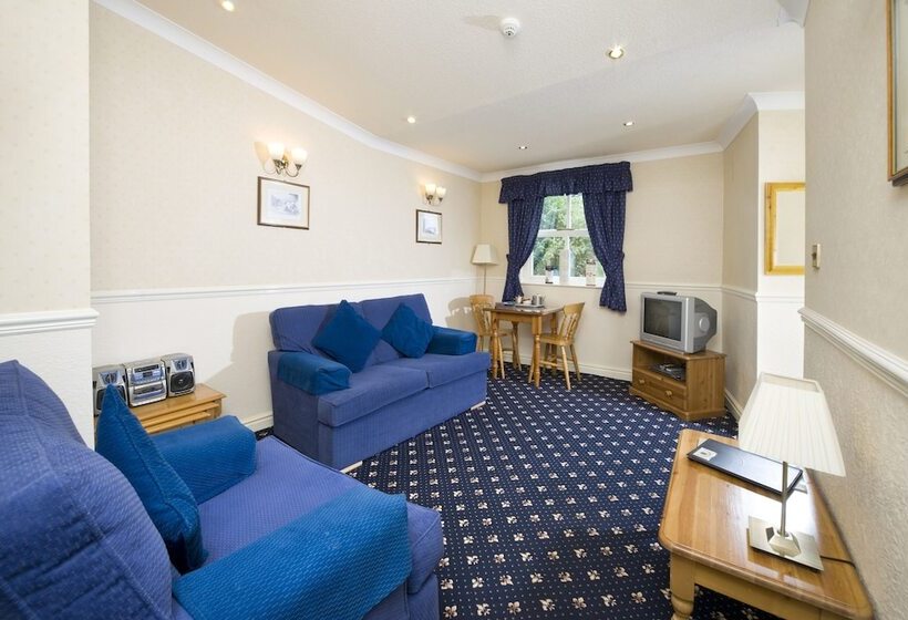 Derwent Manor Apartments