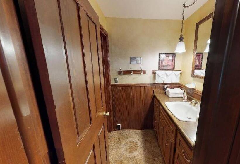 Elkhorn Ridge Resort