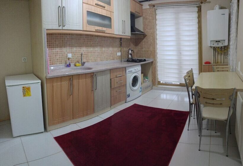 H&m House Butik Otel