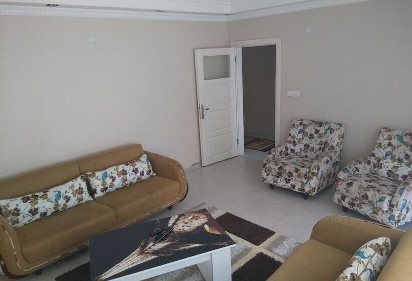 H&m House Butik Otel