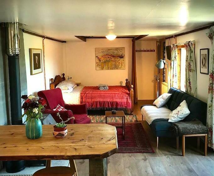 Holifield Farm Hostel & Community Project