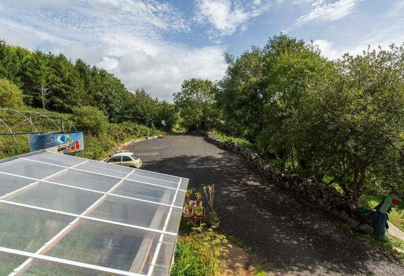 Holifield Farm Hostel & Community Project