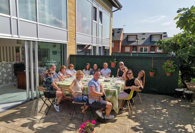 مسافرخانه La Casuca De Mamina