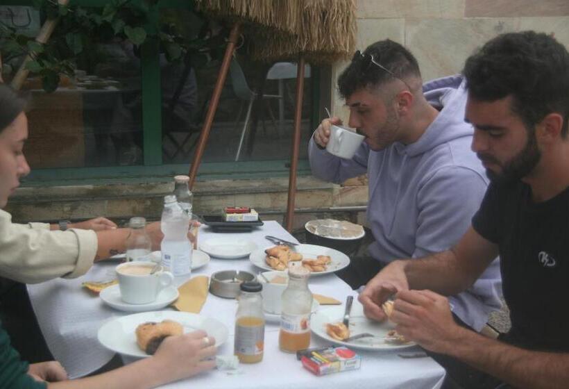 مسافرخانه La Casuca De Mamina