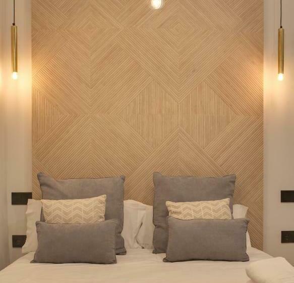 簡易ホテル Suites You Soho