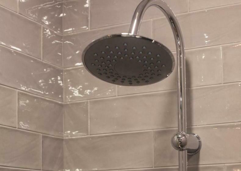 簡易ホテル Suites You Soho