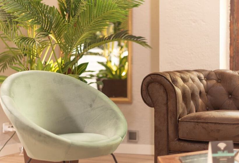 호텔 Alda Centro Pamplona