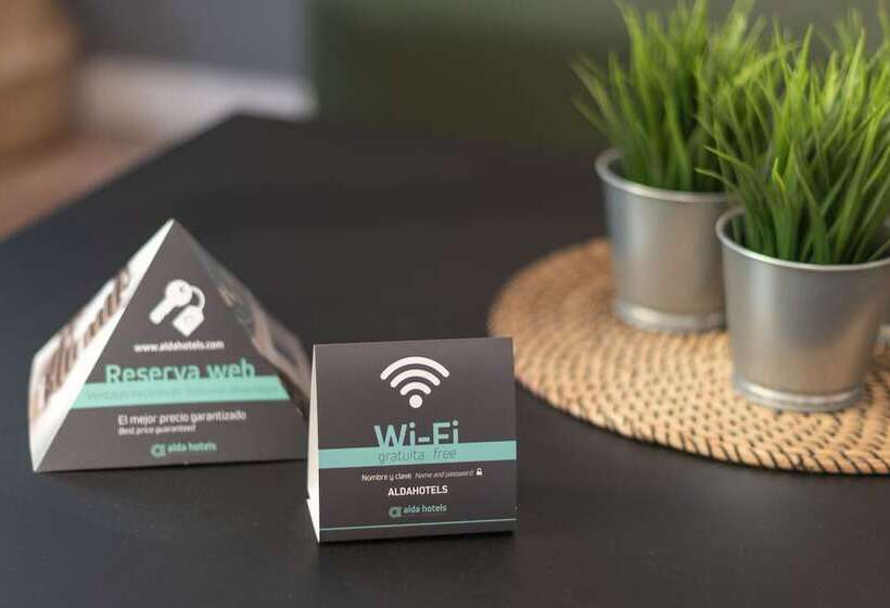 호텔 Alda Centro Pamplona