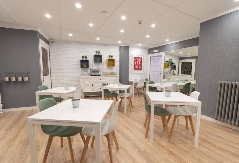 호텔 Alda Centro Pamplona