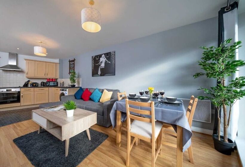 ホテル Ashleigh Court