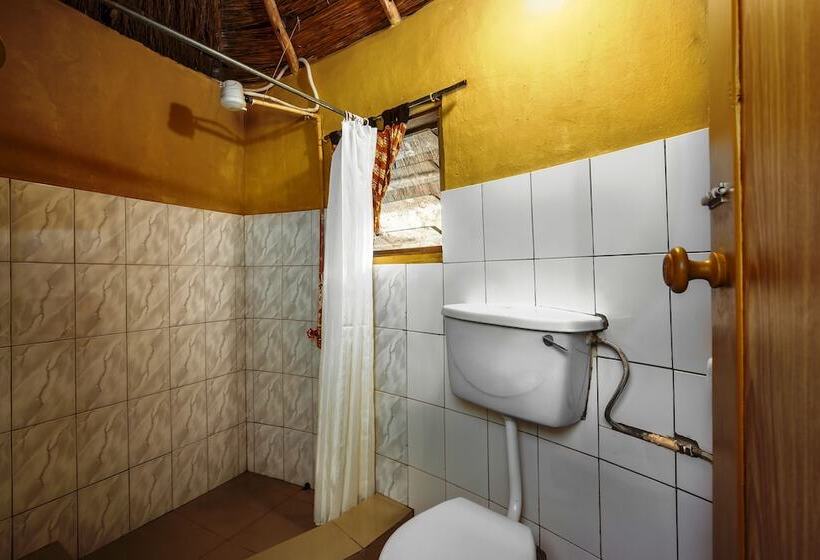 هتل Banana Village