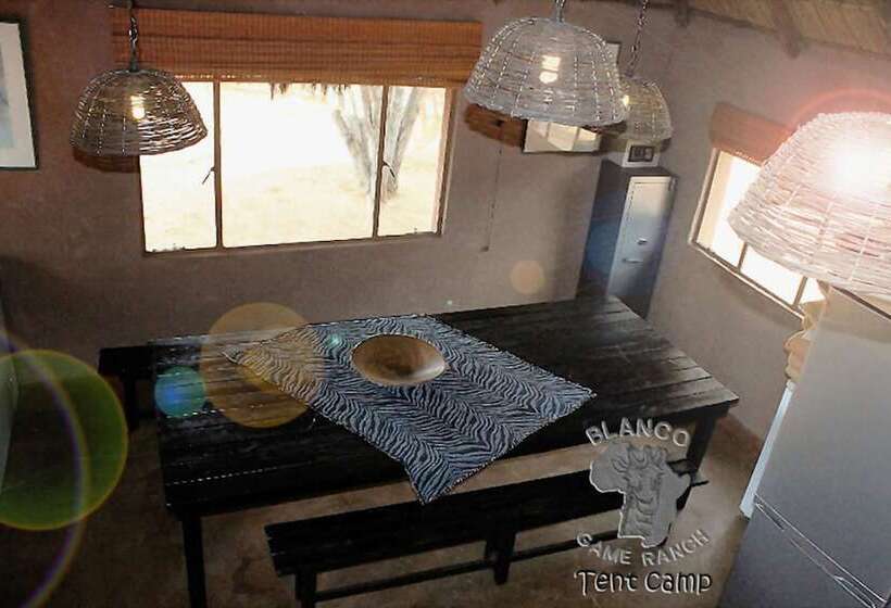 ホテル Blanco Hunting Safaris Game Ranch