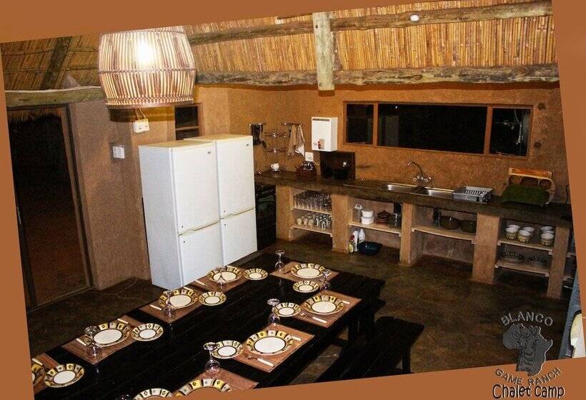 Отель Blanco Hunting Safaris Game Ranch