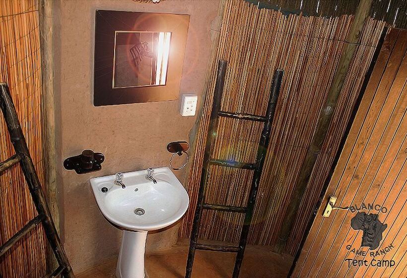 Отель Blanco Hunting Safaris Game Ranch