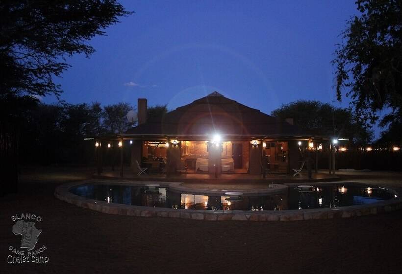 ホテル Blanco Hunting Safaris Game Ranch