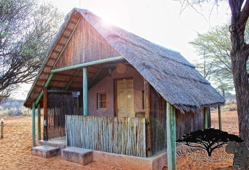 Отель Blanco Hunting Safaris Game Ranch