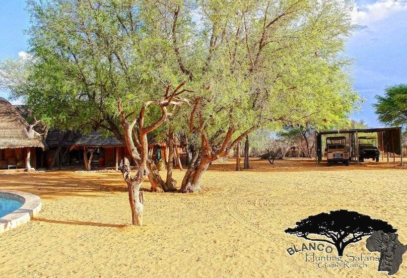 ホテル Blanco Hunting Safaris Game Ranch