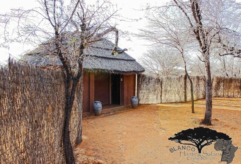 Отель Blanco Hunting Safaris Game Ranch