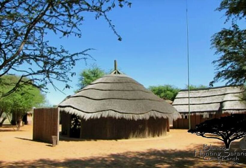 Отель Blanco Hunting Safaris Game Ranch