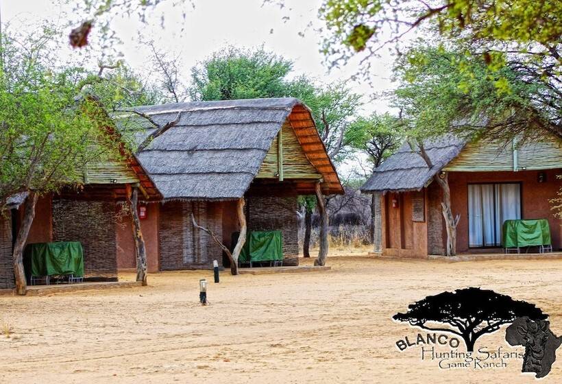 ホテル Blanco Hunting Safaris Game Ranch