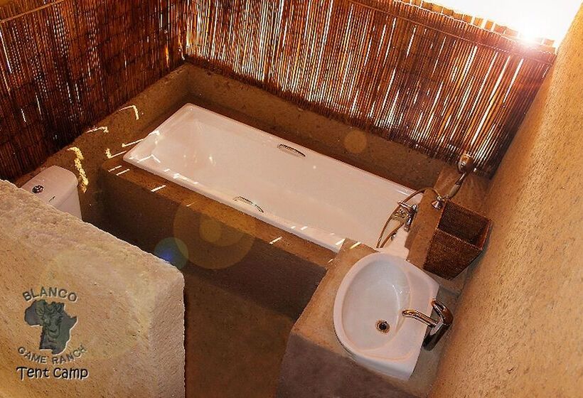 Отель Blanco Hunting Safaris Game Ranch