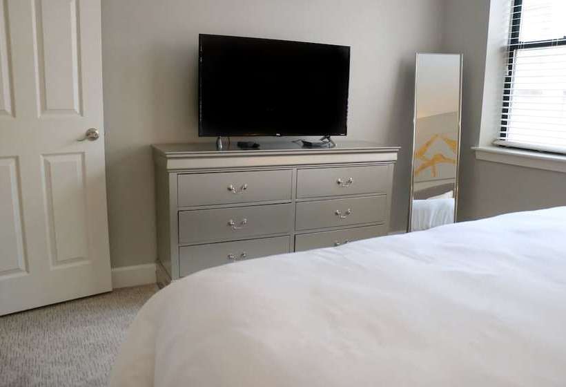 فندق Boston Luxury Suites