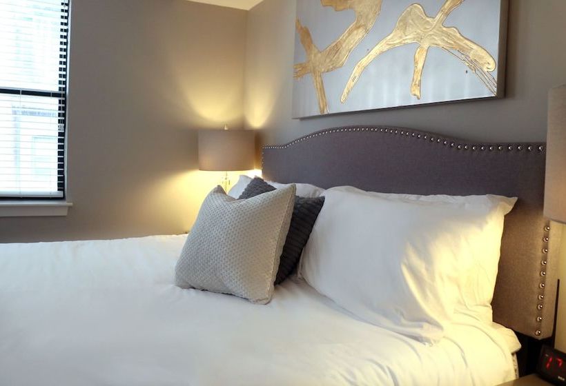 فندق Boston Luxury Suites