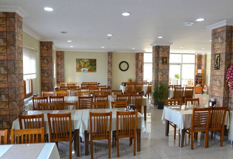 ホテル Doyuranlar Ata