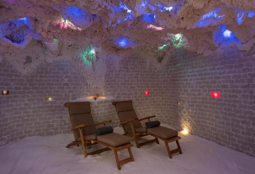 Отель Ensana Buxton Crescent