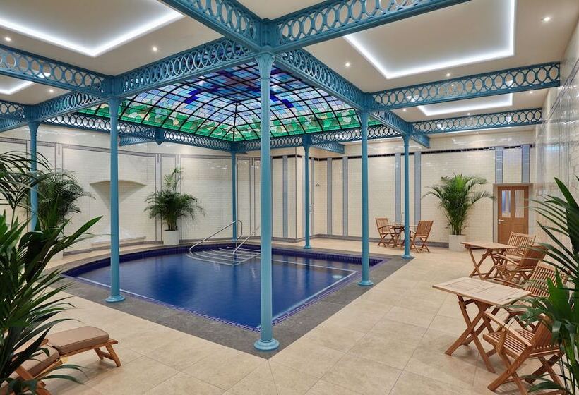 Отель Ensana Buxton Crescent